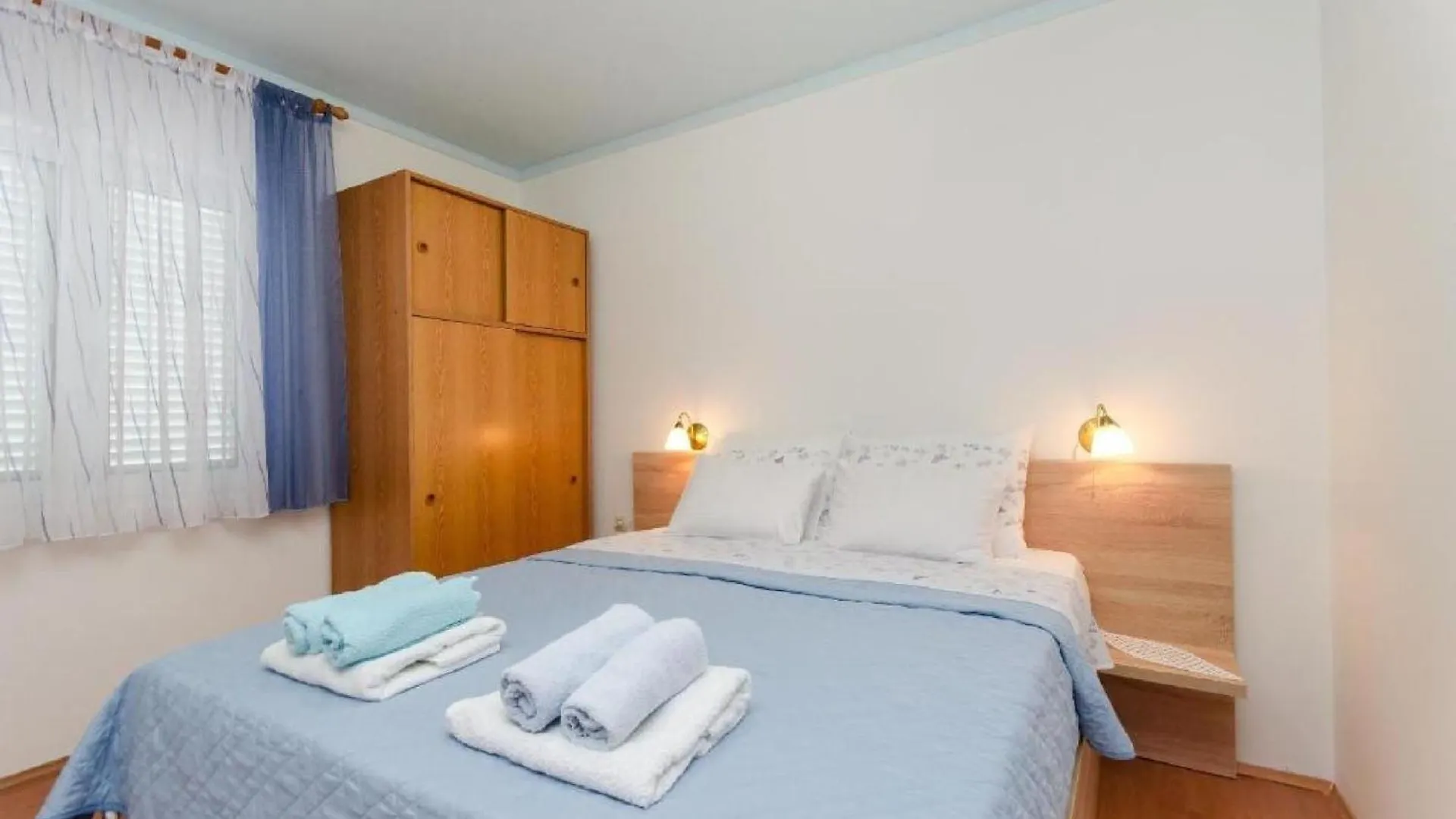 Apartmani Mijatovic Lopar 0*,
